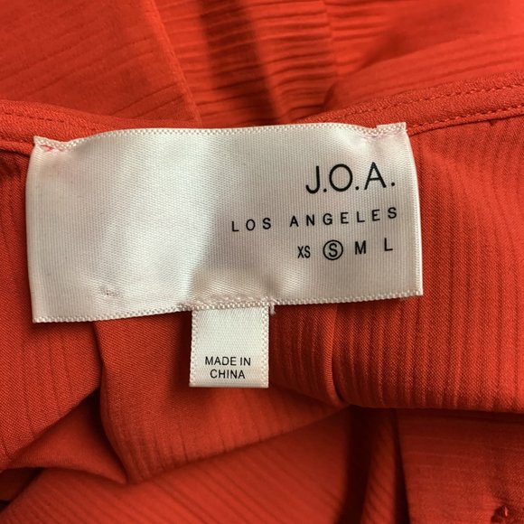 J.O.A Tie Back Button Blouse - Picture 5 of 5